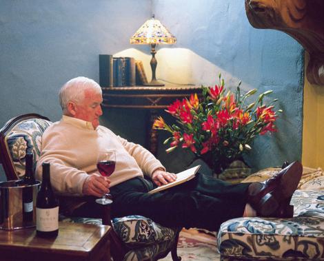 lenevansrelaxing Len Evans, relaxing, wine, reading